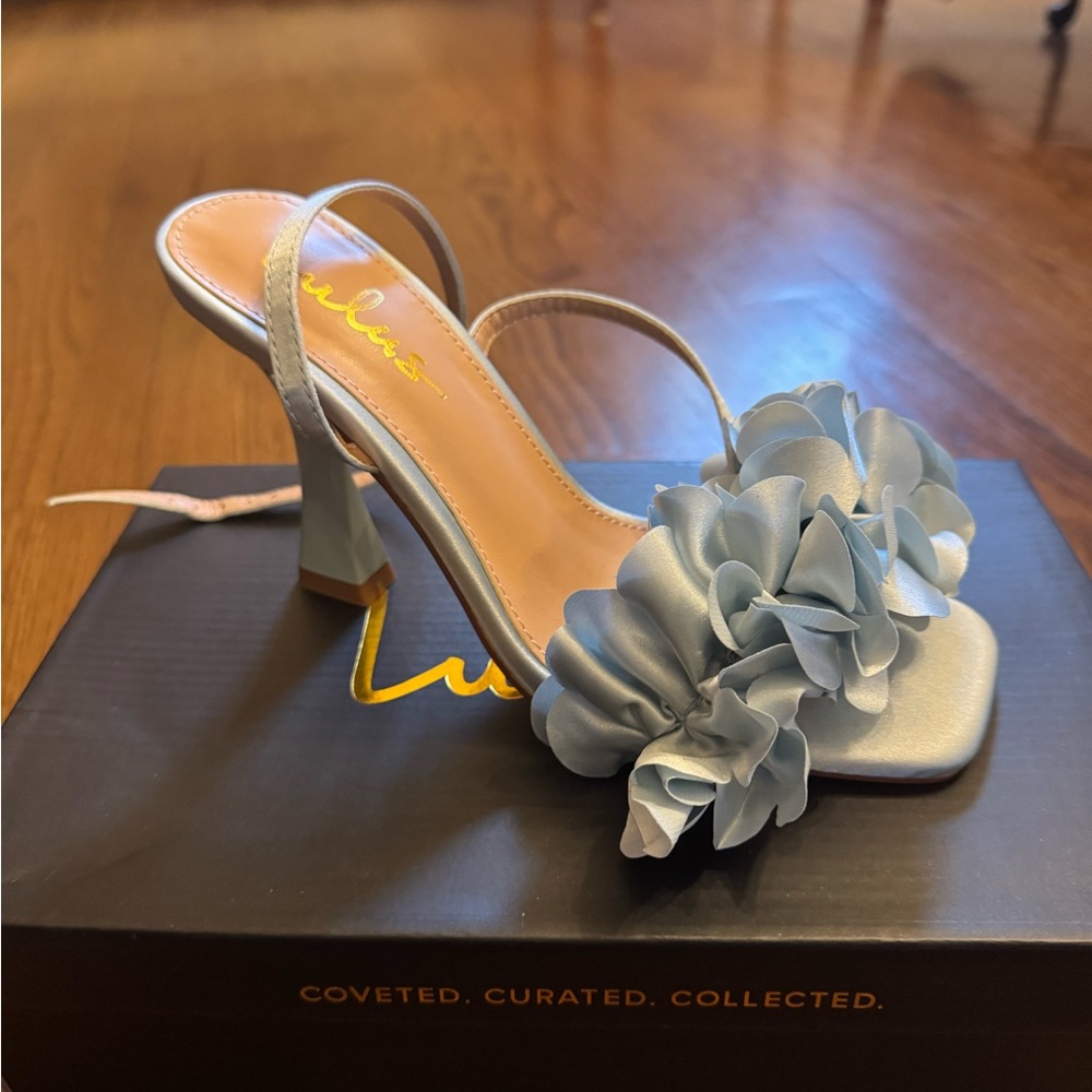 Lulu's Light Blue Floral Heels